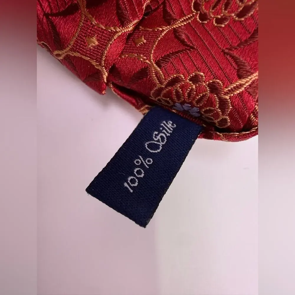 NWT Geoff Nicholson 100% Silk Tie Red Gold Floral Medallion Made in Italy